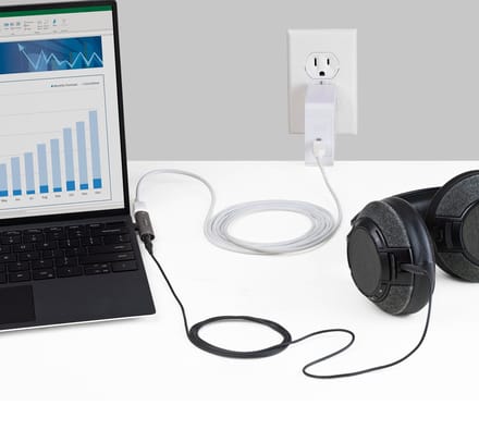 StarTech.com USB C Audio & Charge Adapter - 3.5mm TRRS - 60W PD