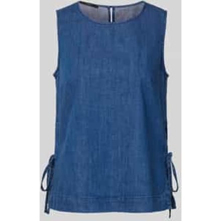 Blousetop met ronde hals en vetersluiting opzij