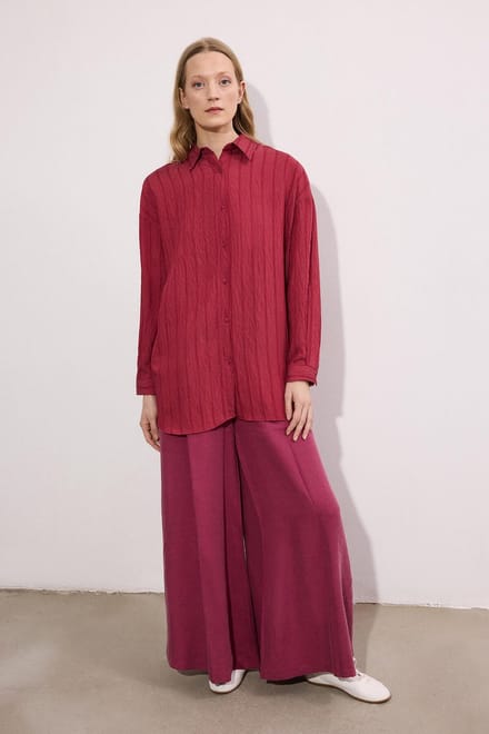 Touché Privé - Blouse met natuurlijke textuur en ingeweven streep - Bordeaux - Dames