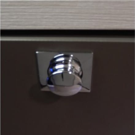 Mini Knop+Ring Vierkant Pushlock Glanzend Chroom 2st.