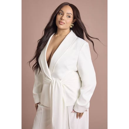 boohoo Dames Plus Blazer met Obi Strikceintuur | Wit | Maat: 44
