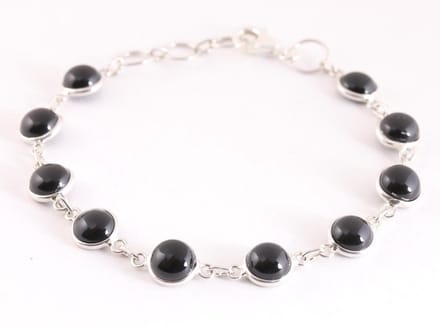 Fijne zilveren schakelarmband met onyx