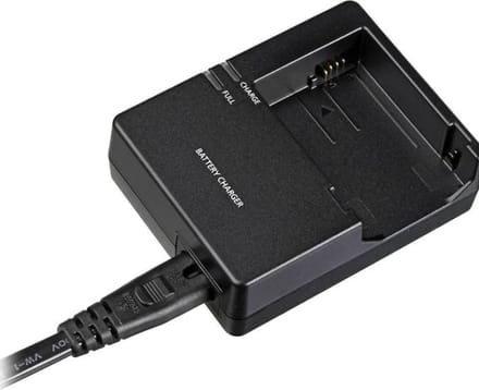 LC-E8C en LC-E8E is de accu lader voor Canon accu type LP-E8 Batterij Lader Voor Canon Camera : Eos 550D 600D 650D 700D