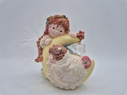 Enesco - 146374 - Angel With Star Blanket Figurine