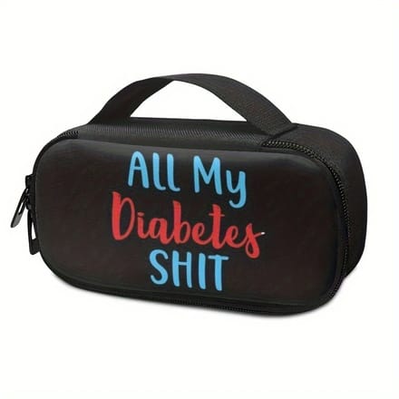 @ Lu’s Today® – Basic Medical Essentials – Insuline Koeltas – “All My Diabetes Shit” – Inclusief Coolpack – Zwart – Compact & Reisklaar