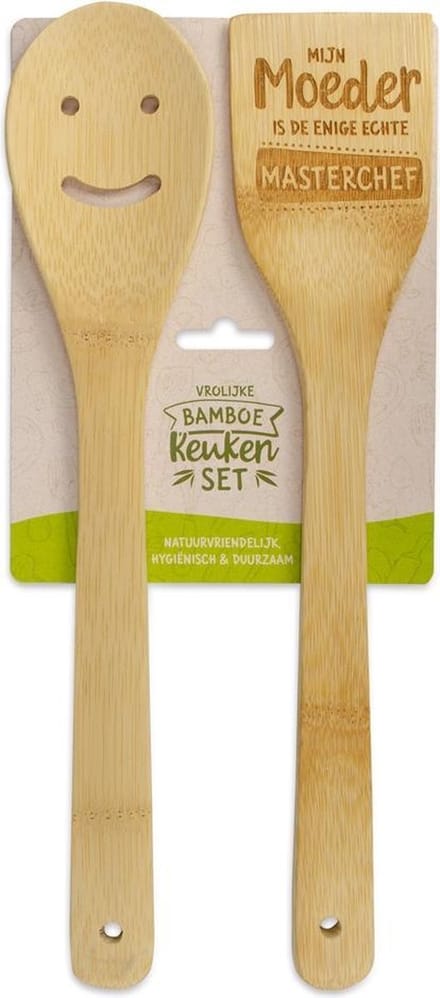 Bamboe keukenset met tekst Mijn moeder is de enige echte masterchef