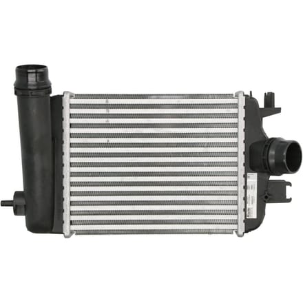 Intercooler NISSENS 961313