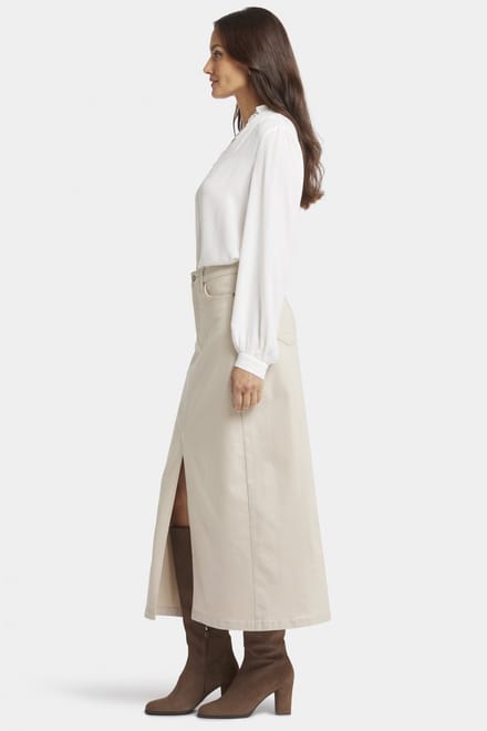 Hoge Taille Lange Rok Met Centraal Voor Sleuf