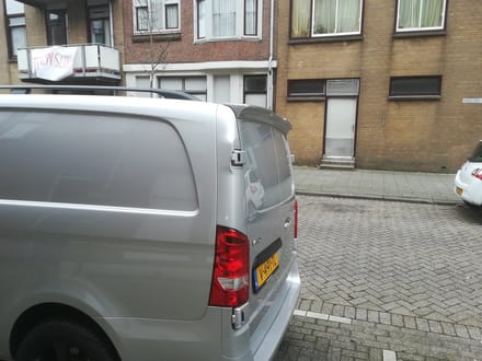 Spoiler Vito W447 W639 dubbele deuren Gespoten in Primer/Grondverf