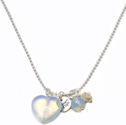 Heaven Eleven ketting rvs ballchain met een hart van opaliet