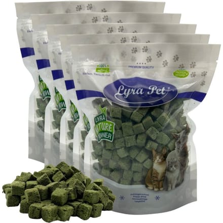 1 kg (5 x 200 g) Lyra Pet® gevriesdroogde kattengrasblokjes