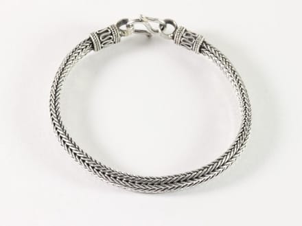 Zware zilveren snake armband met bewerkte sluiting - 20 cm
