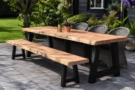 Douglas Boomstam Tuintafel - 200 x 100 cm - Stalen A Poten - Inclusief Montage