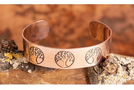 Koperen armband met levensboom