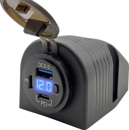 ProRide 12V USB C Stopcontact 3 Poorten Opbouw met Schakelaar/Voltmeter - QC3.0 - USB C Autolader, Boot en Camper - Complete set - Blauw