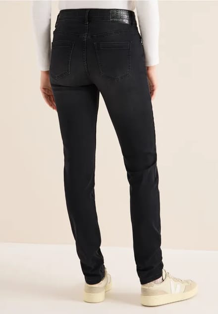 Slim Fit jeans