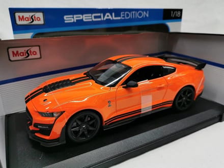 Maisto Ford Mustang Shelby GT500 2020 Oranje 1:18