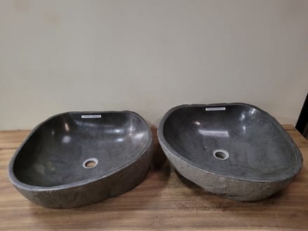 2 wasbakken uit 1 steen 52x47x15cm Twinset FL21543