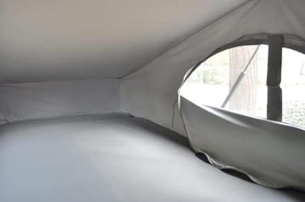 Dakisolatie Camper - Thermo afdekking - Isoleren Hefdak - Zijdelingse Ritssluitingen - Voertuigspecifiek - Wit