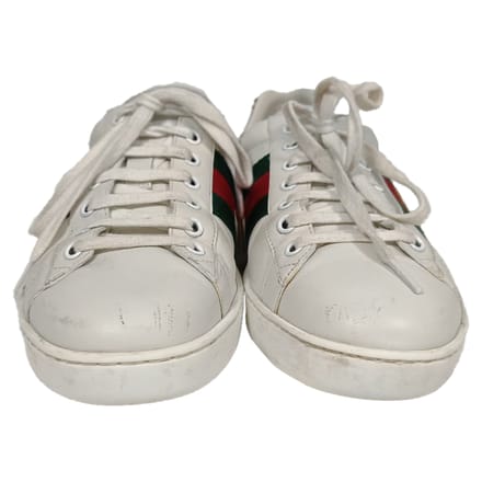 Gucci Ace Bee lage sneakers in wit leer