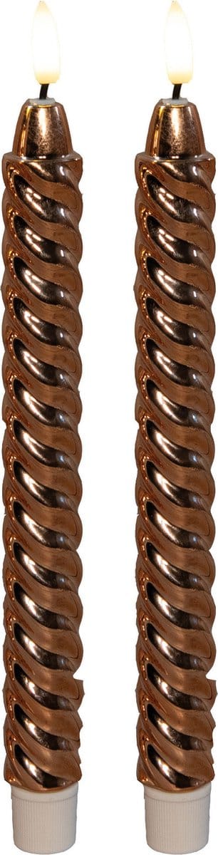 Anna's Collection LED dinerkaarsen - 2x st - koper - glimmend - 25 cm - swirl - 3D vlam
