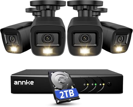 Complete 3K Beveiligingscamera Set met 4x 5MP Buiten Camera, 8 Kanaals DVR en 2TB Harde Schijf