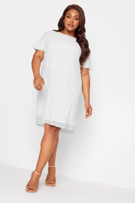 Luxe: Ultimate Embellishment Luxe Shiftjurk Met Versiering & Capemouwen In Witsize 48