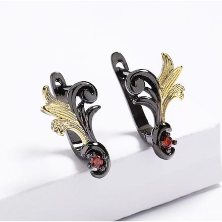 Boucles d'oreilles délicates feuille or et noir serties de zircons rouges gray