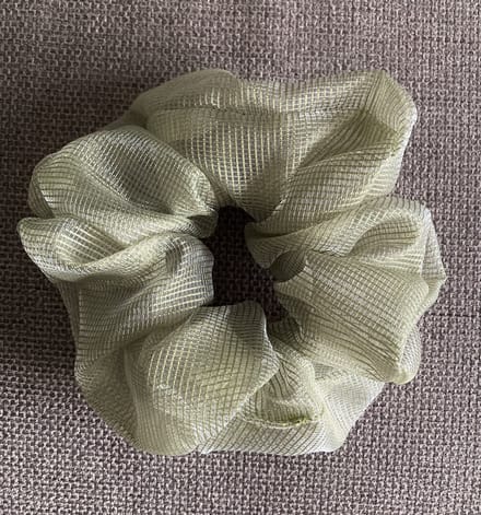 Scrunchie XL zeegroen - glans - seagreen - haarwokkel XL