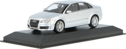 Audi RS4 2004 Silver Metallic