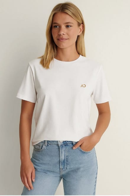 ASTRADAVI Damesmode - Premium katoenen T-shirts - Ronde hals standaard pasvorm - Wit / Medium