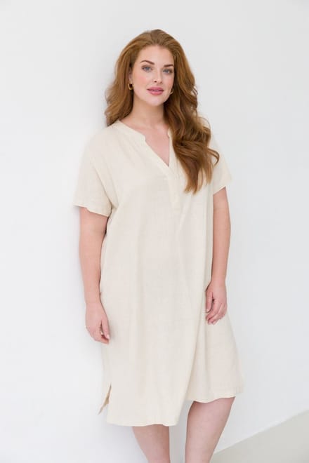BASE LEVEL CURVY Yacinthe Dresses - Light Beige - maat X-0(44)