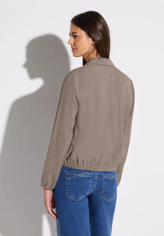 Overhemdblouse met borstzakken