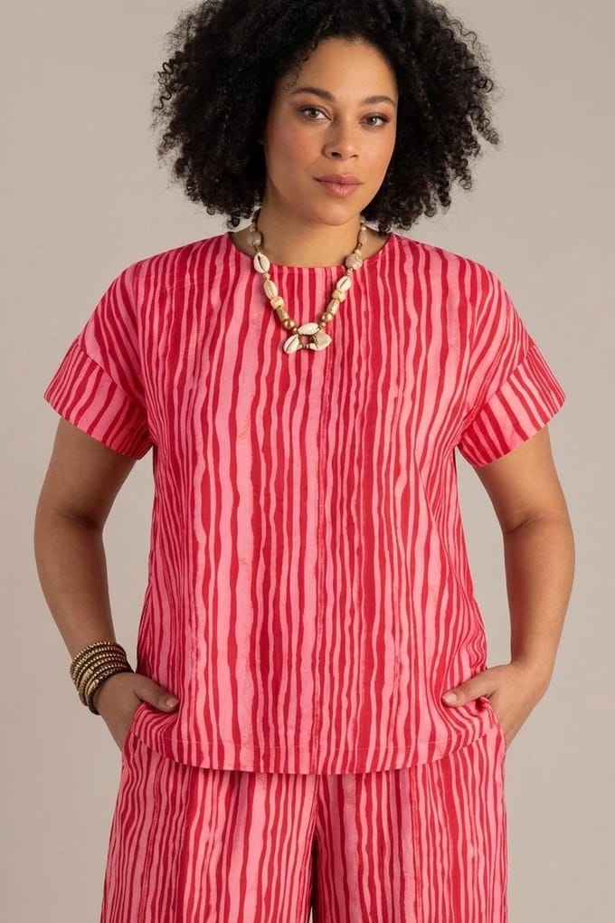Yest Curve shirt Ushma Essential