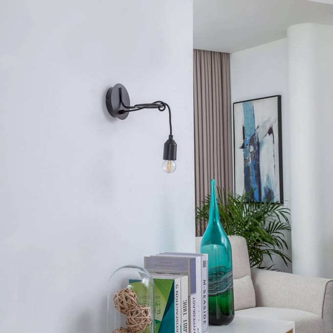 Lindby wandlamp Elira, zwart, metaal, Ø 10 cm, E27