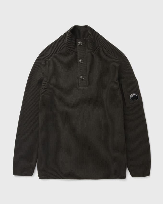 FULL RIB COTTON HALF BUTTON LENS SWEATER