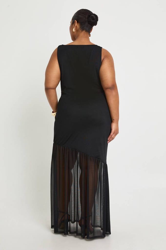 boohoo Dames Plus Cowl Mesh Zoom Midaxi | Black | Maat: 18
