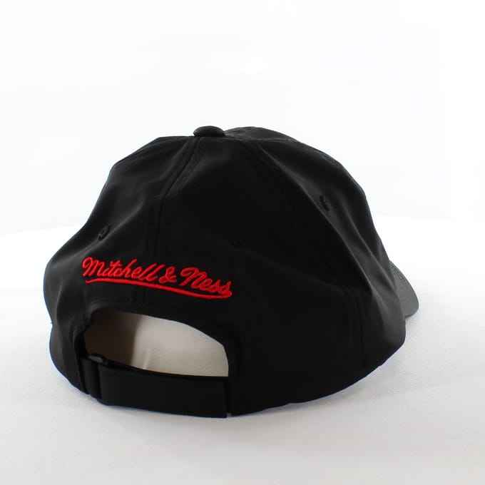 Mitchell & Ness NBA Chicago Bulls 110 Heren Cap