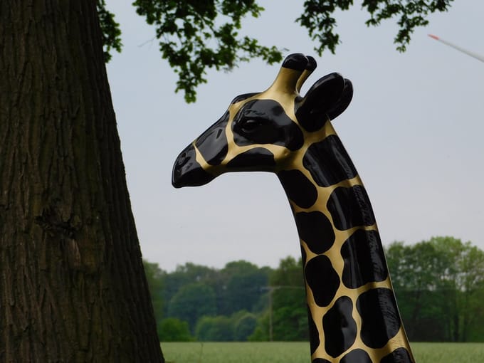 Eenmalig: Giraffe XXL - 210 cm - Zwart/Goud - Polystone