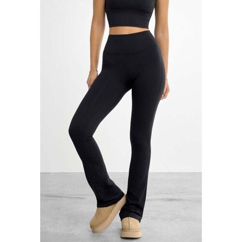 FAMME Zachte uitlopende broek Black L