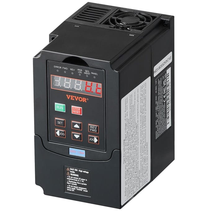 VFD 2PK, 1,5KW, 7,5Amp 220V 1 of 3-fase Ingang naar 3-fase Uitgang 0-400Hz
