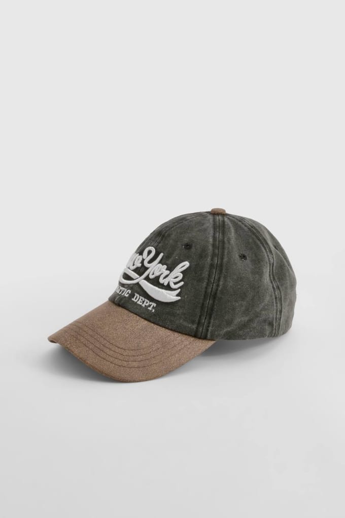 boohoo Dames New York Geborduurde Baseballpet | Grijs