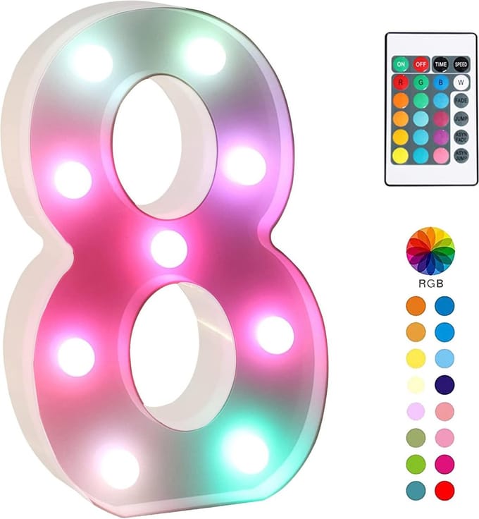 Lichtgevend Cijfer 8 - 22 cm - RGB Met Afstandsbediening - op Batterijen
