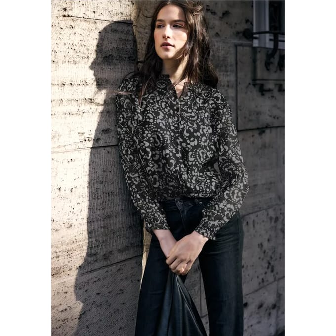 Gedessineerde chiffon blouse