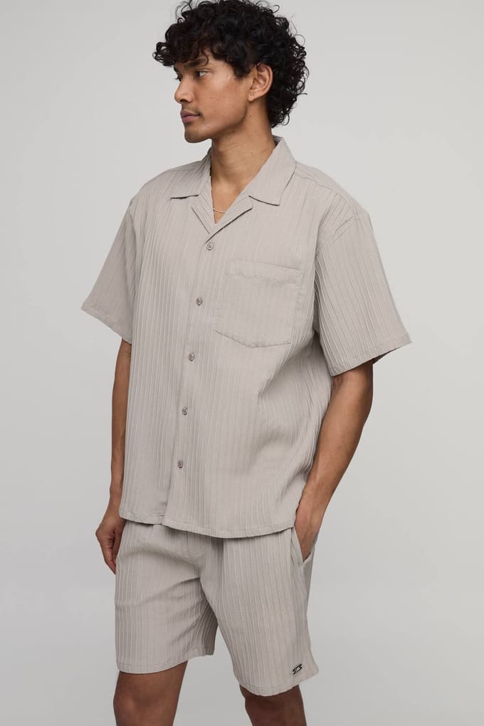 Oversized Korte Mouw Onregelmatige Plooishorts Set | Taupe | Size 4XL