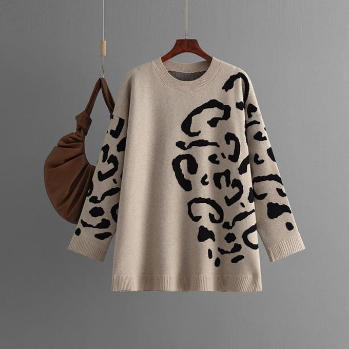 Gebreide Jacquard Trui Dames Ronde Hals Pullover Luipaardprint Lange Mouwen Middellange Lengte Basis Shirt lichte koffiekleur