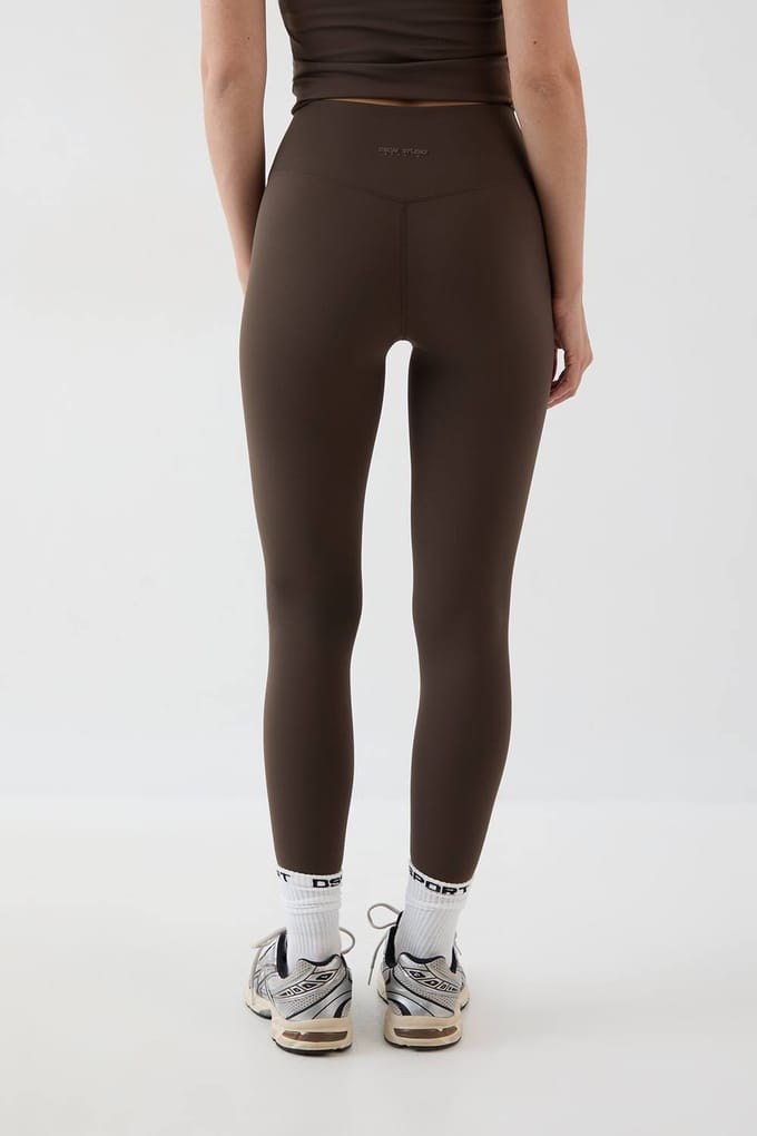 Dames DSGN Studio Ultra Sculpt Hoge Taille Legging | Espresso | Maat: Medium