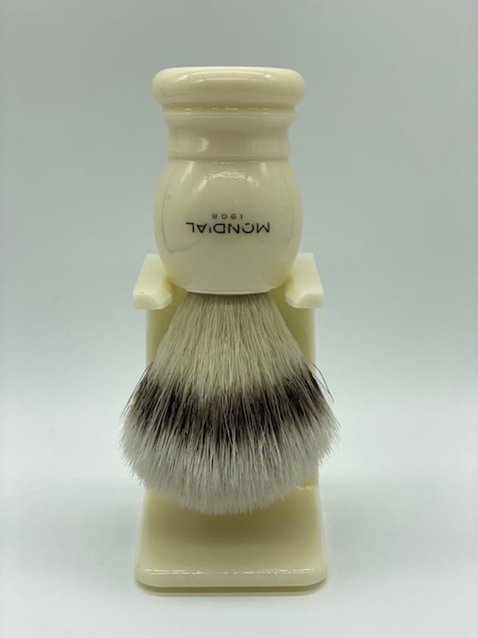 Mondial Basic Houder voor scheerkwast - ivoor + Mondial Scheerkwast Basic Silvertip Fibre – Ivoor