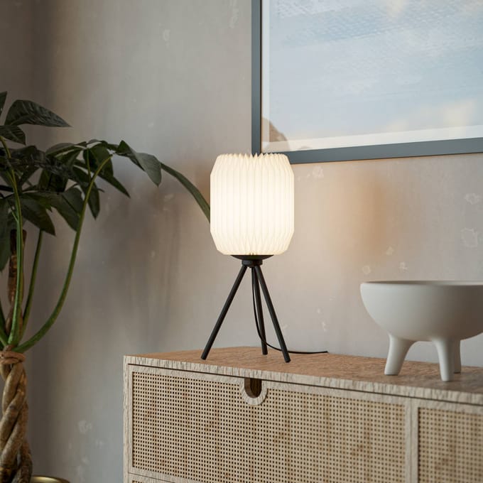 EGLO Belgrave tafellamp, hoogte 44 cm, zwart/wit, metaal/papier