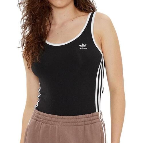 Body's adidas 3s